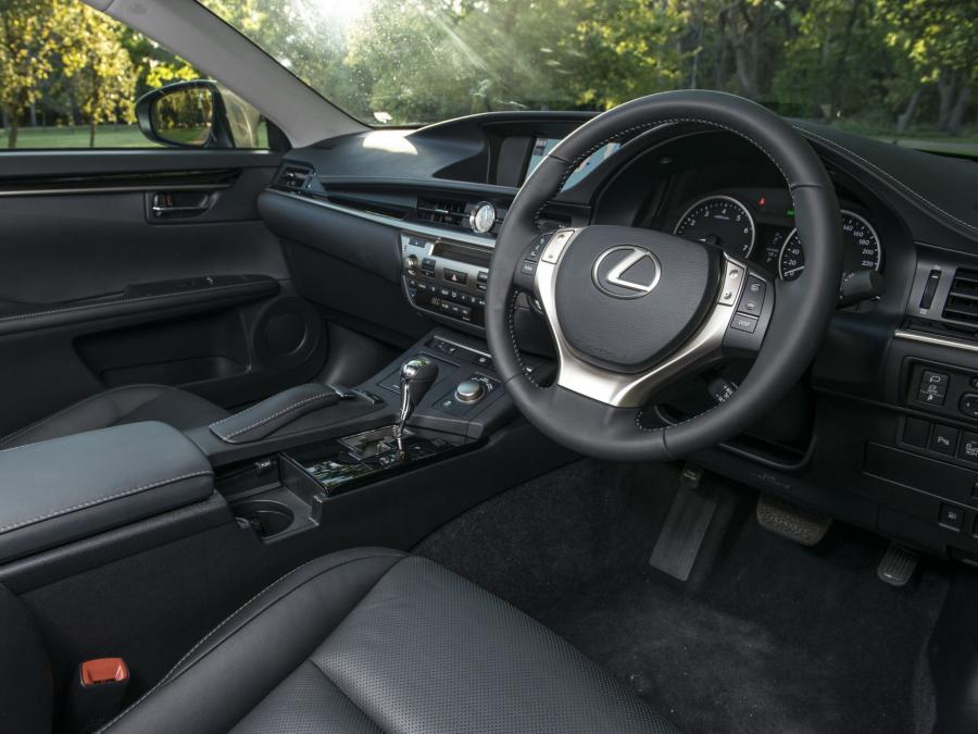  Lexus ES250 2013 года  (ZA) (фото 29 из 30)